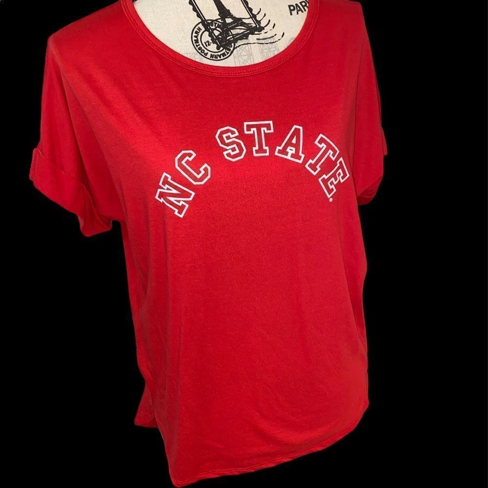 NC State Cutest T-shirt Cuffed Short Sleeves & Super Soft Women’s Size Small